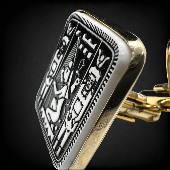 Vintage Unisex Egyptian Hieroglyphic Scene Black White Toggle Back Cufflinks - Picture 11 of 13